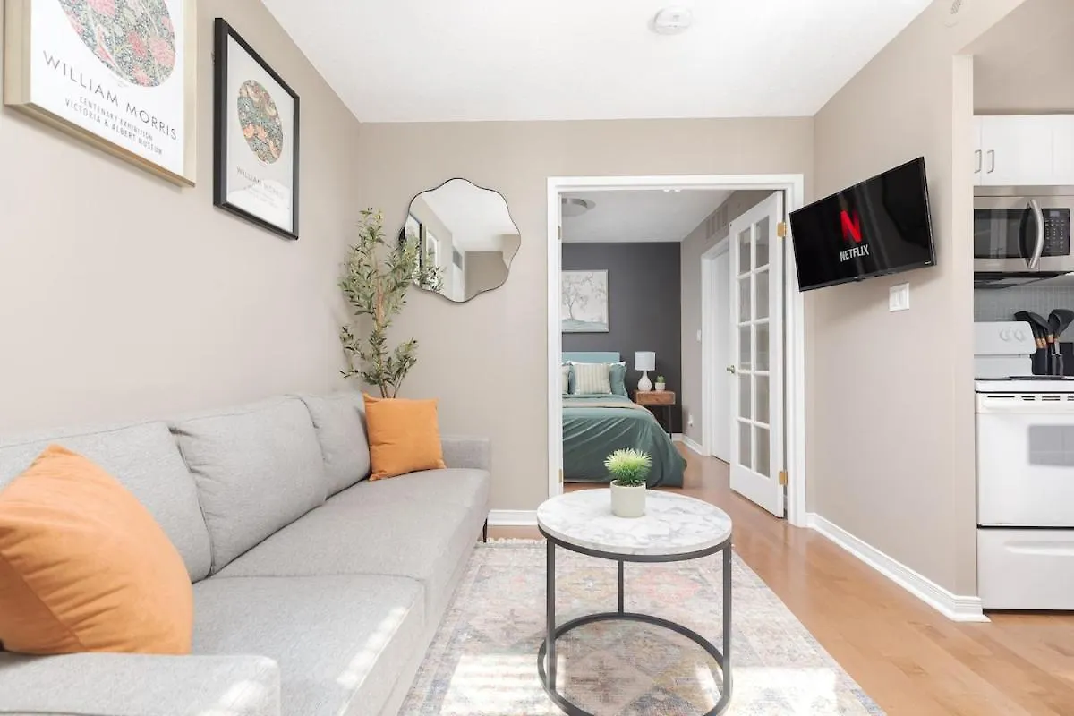 Liberty Village Home 5 Mins To Lakeshore! Toronto